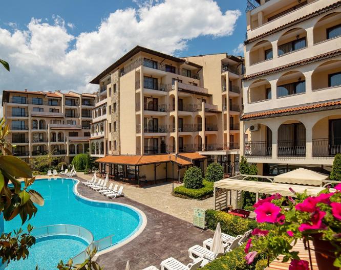 Hotel Rose Village - Außenansicht