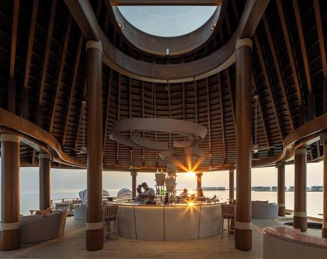 Centara Grand Lagoon Maldives - Außenansicht