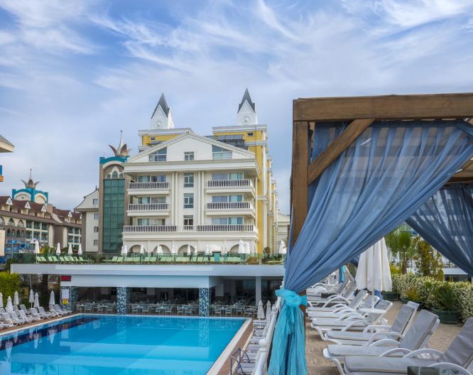 Dream World Resort & Spa - Außenansicht