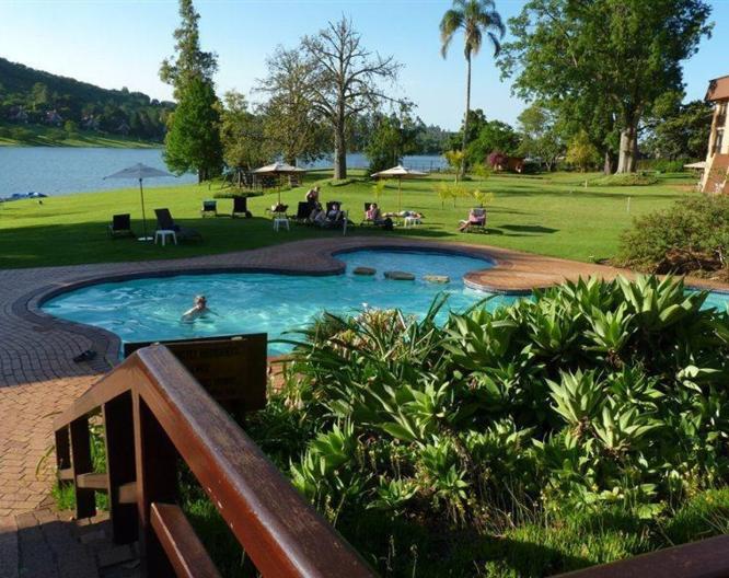 African Sky Hotels - Pine Lake Inn - Vue extérieure