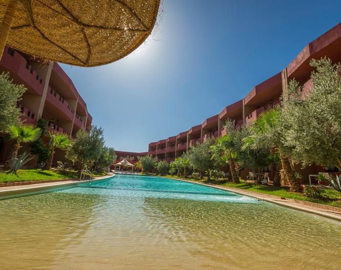 Oliva Condominium Hotel - Außenansicht