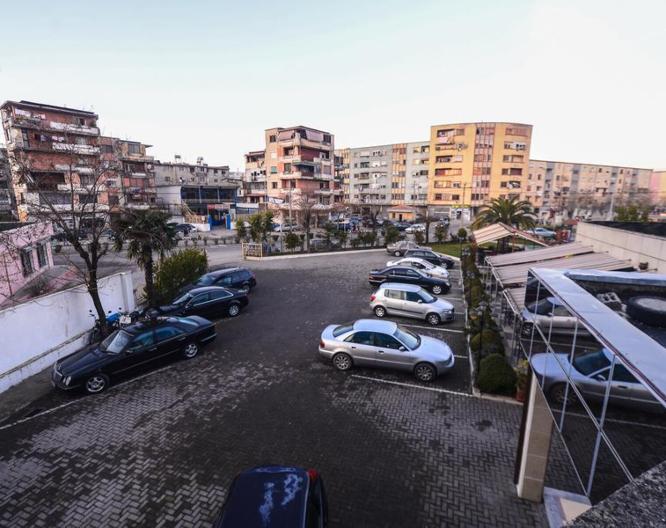 Hotel Argenti Shkoder - Außenansicht