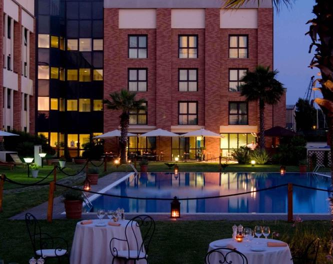 Mercure Rome Leonardo da Vinci Airport - Außenansicht