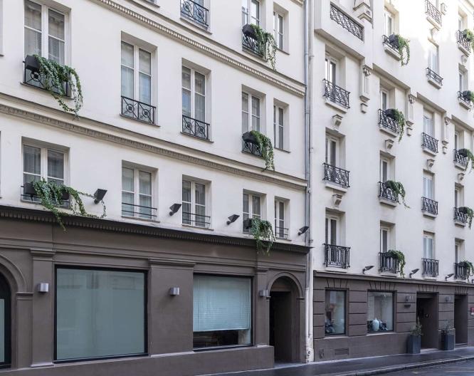 LE 9Hotel Opera - Außenansicht