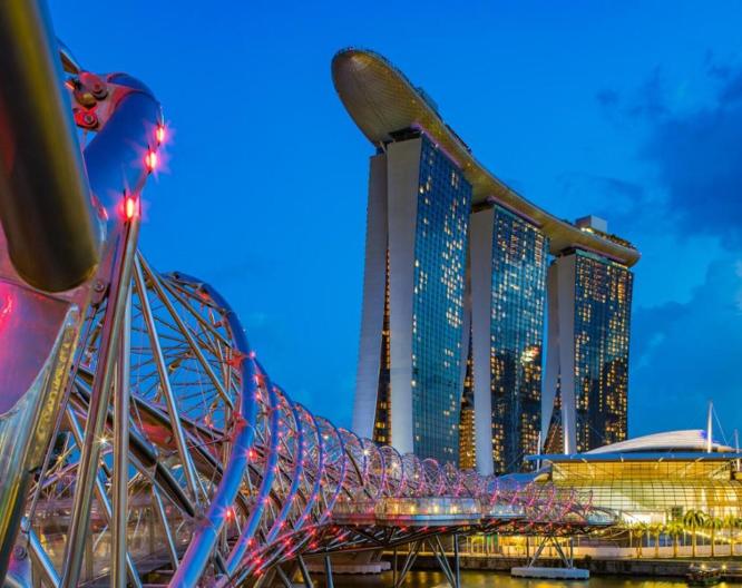 Royal Plaza on Scotts Singapore - Außenansicht