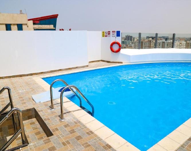 Town Hotel Doha - Pool