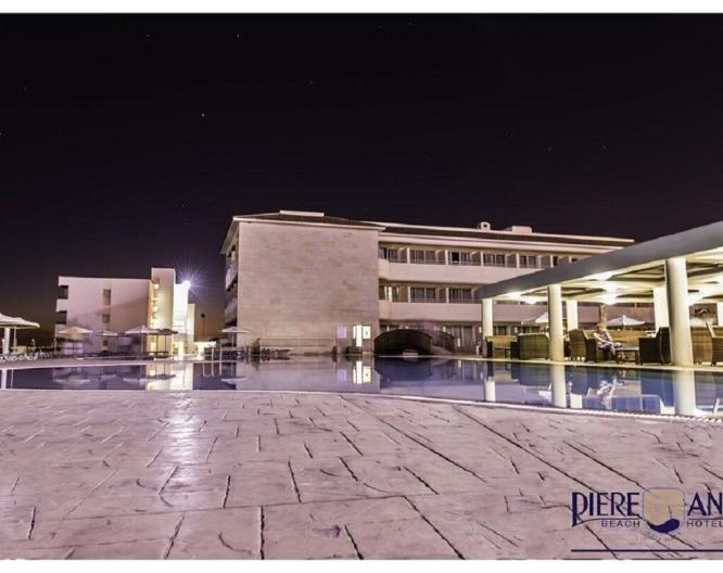 Piere Anne Beach Hotel - Außenansicht