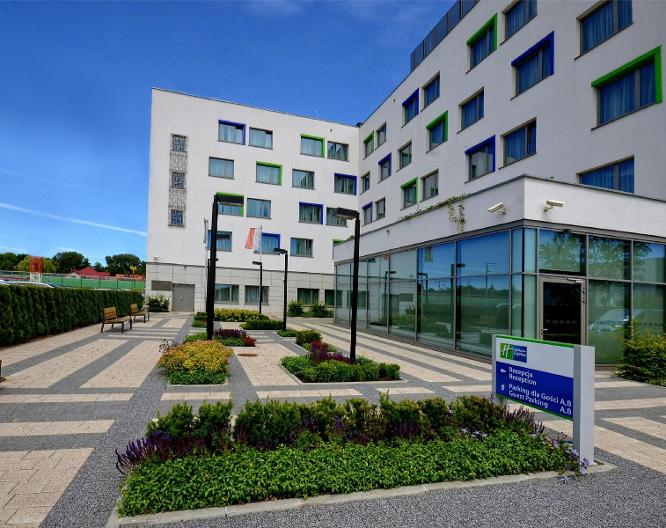 ibis Styles Warszawa Airport - Außenansicht