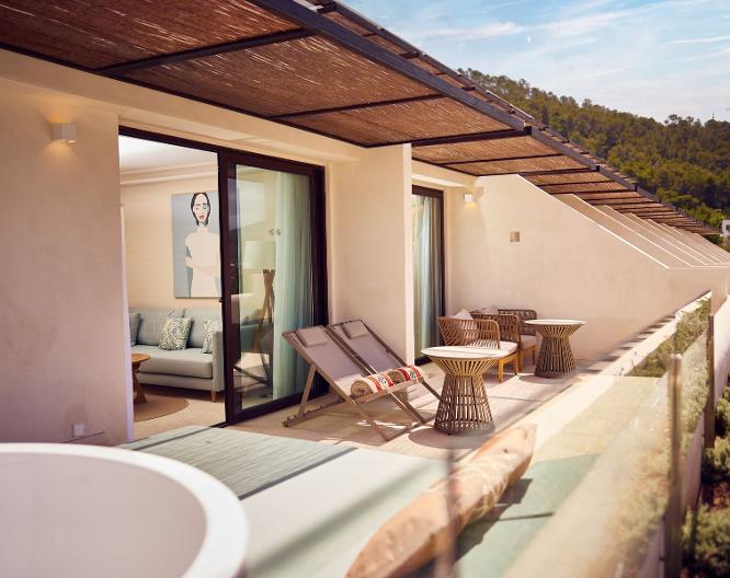 The Club Cala San Miguel Hotel Ibiza, Curio Collection by Hilton - Außenansicht