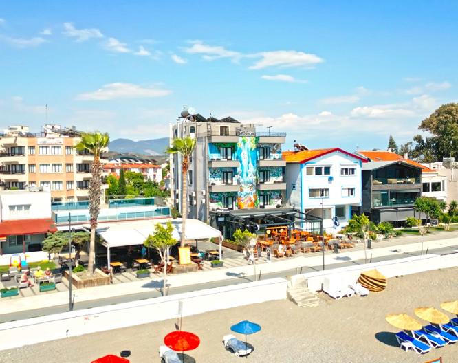 Yasemin Hotel - Außenansicht