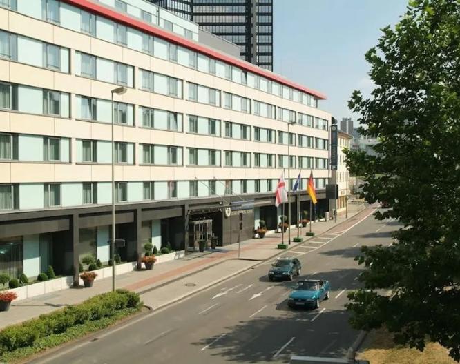 Ramada by Wyndham Essen - Außenansicht