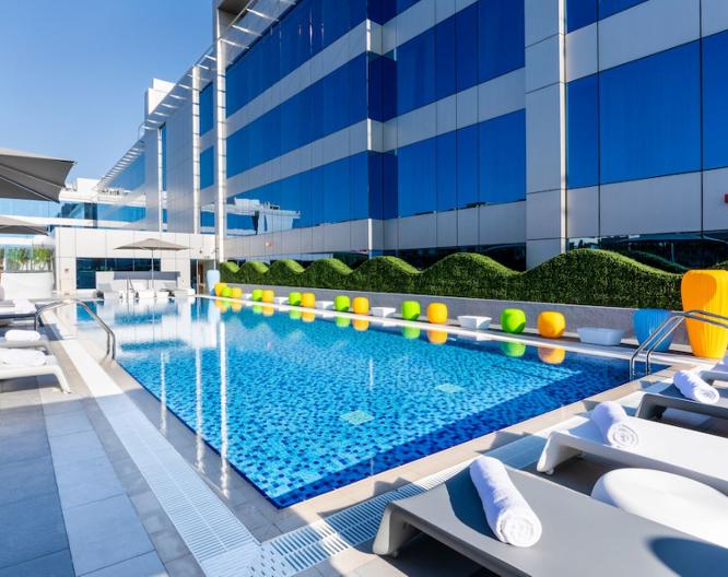 Studio M Arabian Plaza - Pool