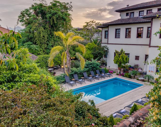 Hotel Tuvana - Außenansicht