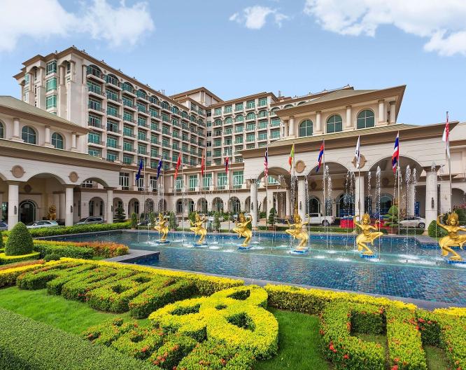 Garden City Hotel - Außenansicht