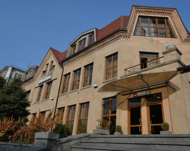 Yerevan Deluxe Hotel - Außenansicht