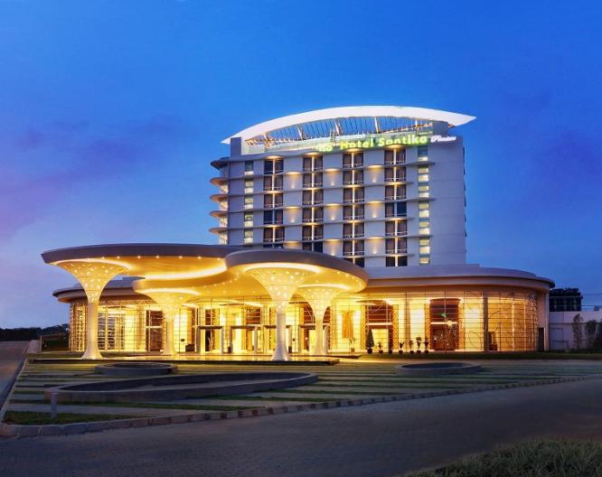 Santika Premiere Kota Harapan Indah - Vue extérieure