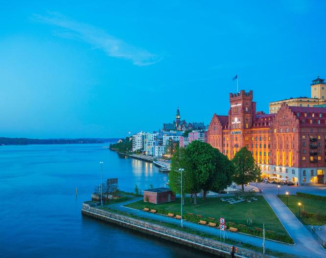 Elite Hotel Marina Tower - Landschaft