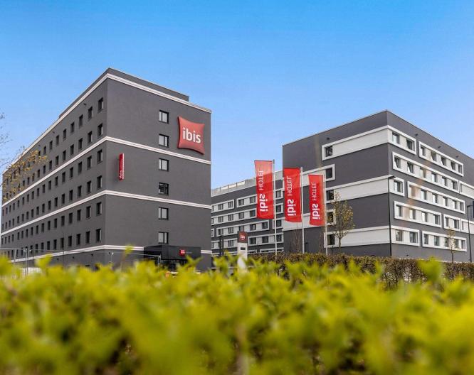 ibis Düsseldorf Airport - Außenansicht