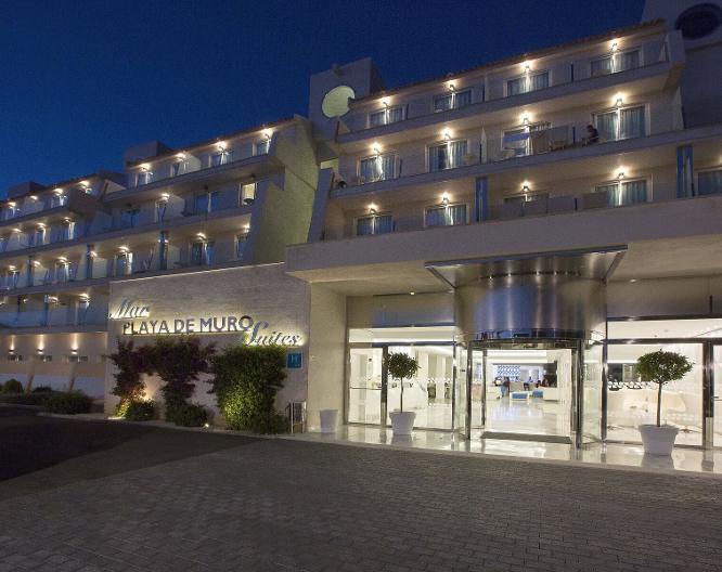 Mar Hotels Playa de Muro Suites - Außenansicht