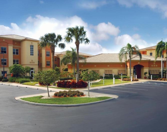 Residence Inn Naples - Außenansicht