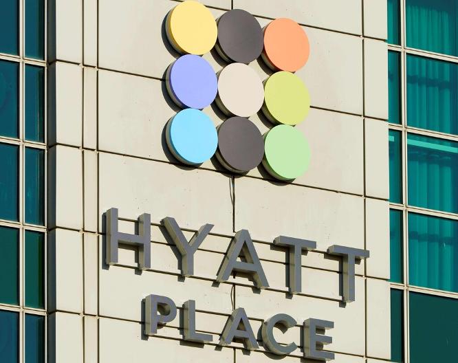 Hotel Hyatt Place London Heathrow Airport - Außenansicht