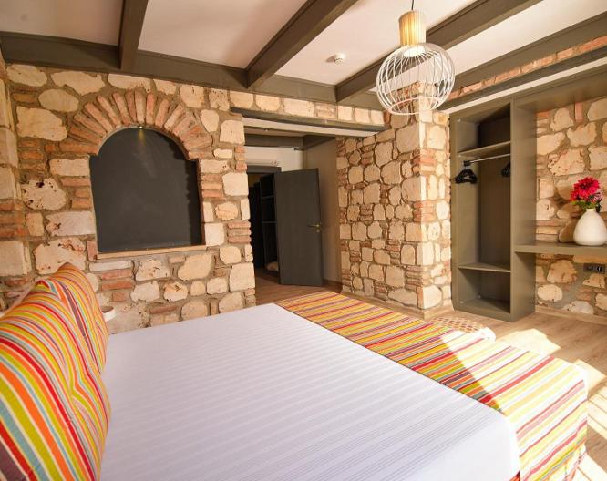 Alp Pasa Hotel - Außenansicht
