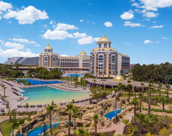 Delphin Be Grand Resort - Außenansicht
