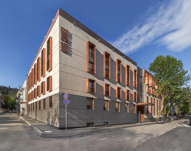 Iota Hotel Tbilisi - Außenansicht