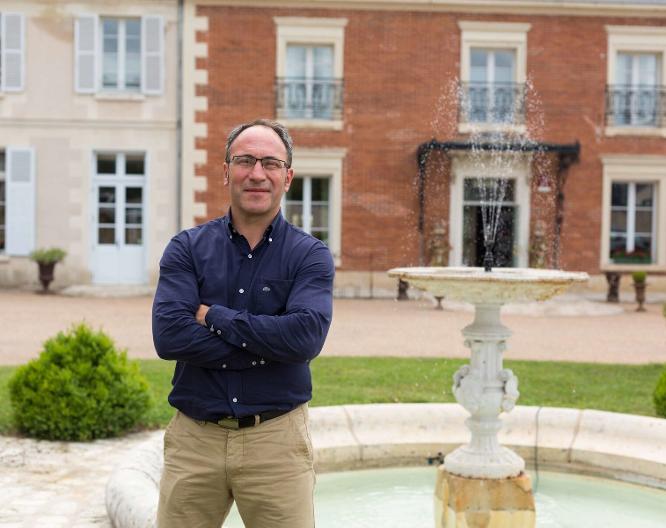 Hôtel & SPA Du Domaine Des Thômeaux, The Originals Relais - Außenansicht