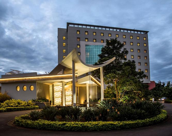Hennessy Park Hotel - Außenansicht