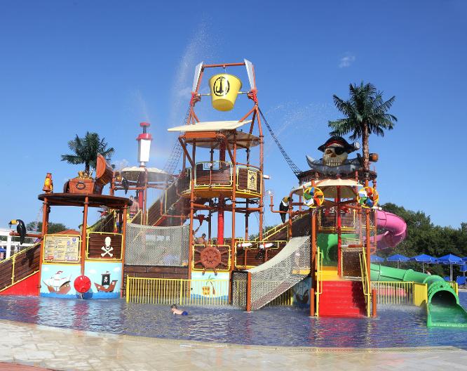 Duni Royal Pelican - Piscine