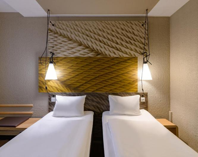 ibis Koeln Am Dom - Außenansicht