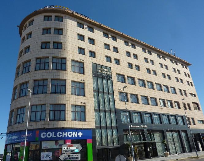 Hotel Vila-Real Palace - Außenansicht