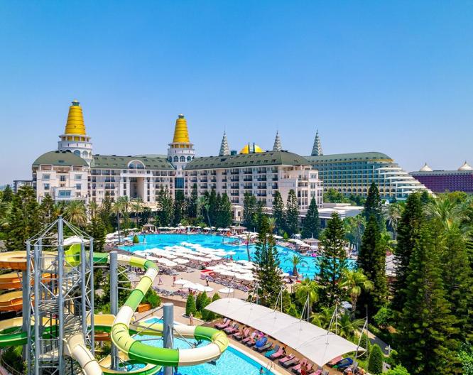 Delphin Diva - Außenansicht