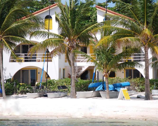 Caribbean Villas Hotel - Außenansicht