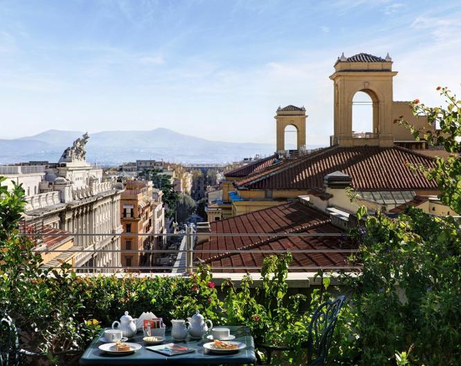 Marcella Royal Hotel - Rooftop Garden - Außenansicht
