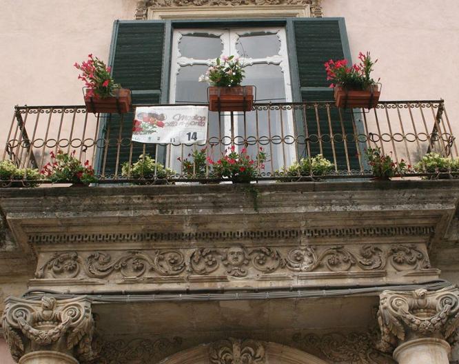 Palazzo Il Cavaliere - Außenansicht