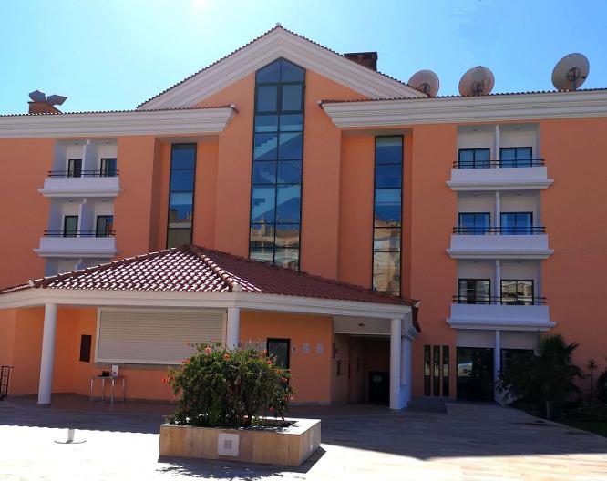 Riviera Hotel Carcavelos - Außenansicht