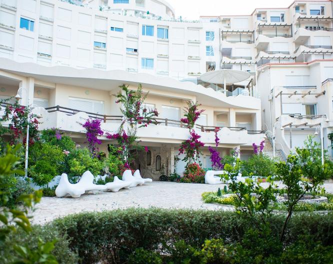 Bougainville Bay Hotel - Außenansicht
