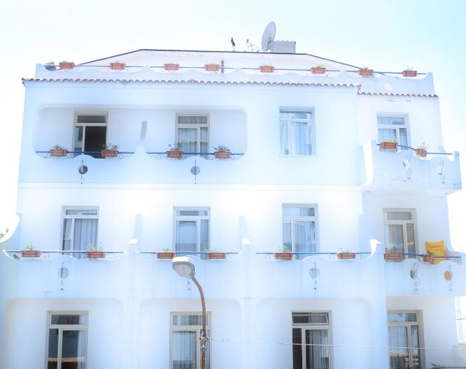 Hotel Villa Athena - Außenansicht
