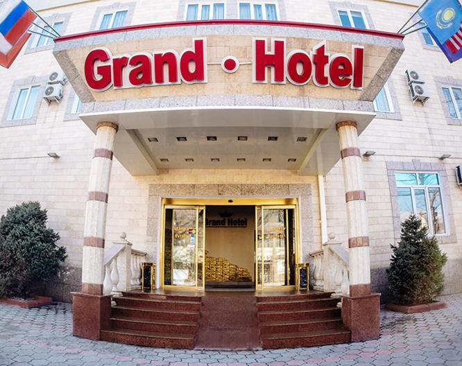 Grand Hotel - Außenansicht