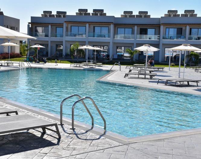Lambi Resort e - Pool