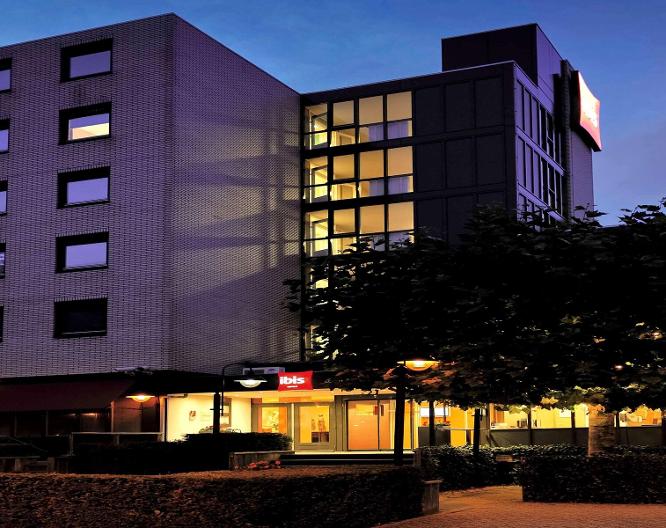 ibis Utrecht - Außenansicht