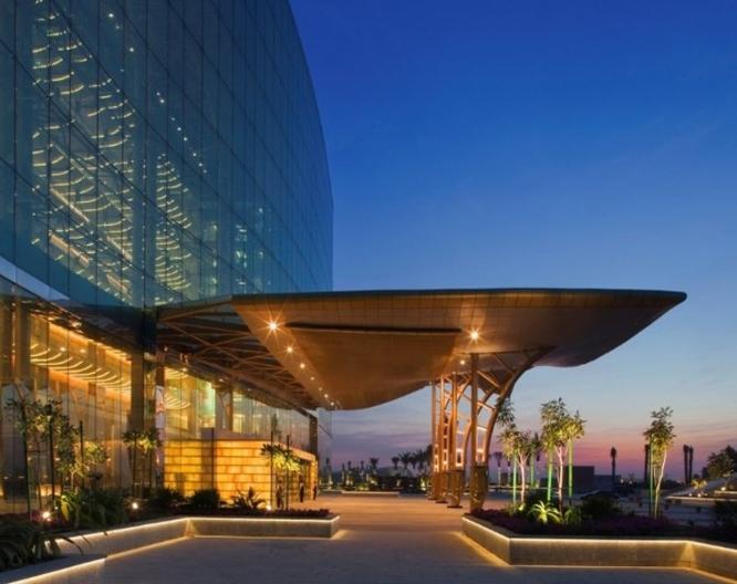 The Meydan Hotel - Außenansicht