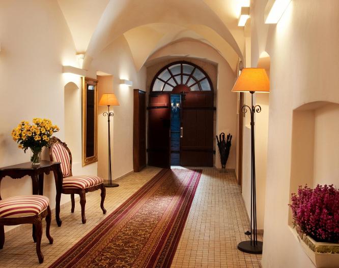 Aparthotel Santi - Ausstattung