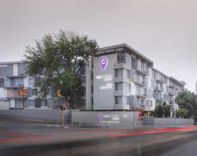 The Capital Empire - Außenansicht