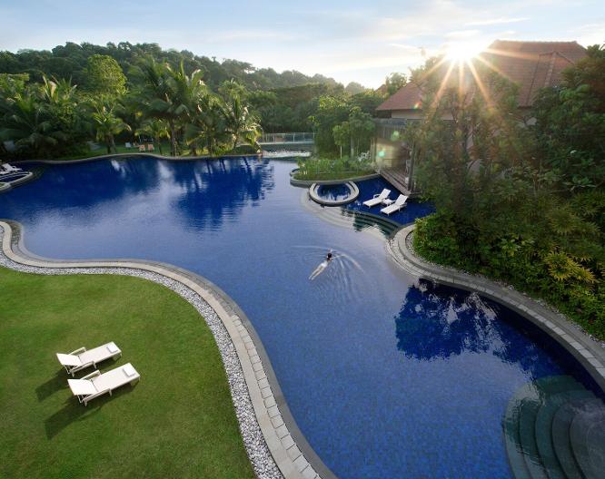 Resorts World Sentosa - Equarius Villas - Pool