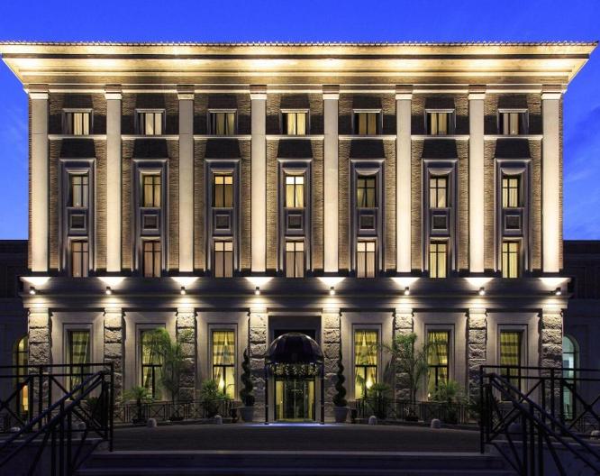 TH Roma - Carpegna Palace Hotel - Außenansicht