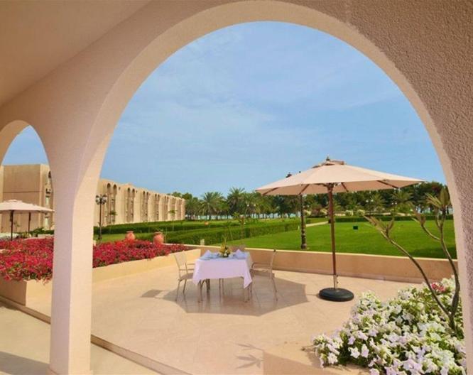 Dhafra Beach Hotel - Außenansicht