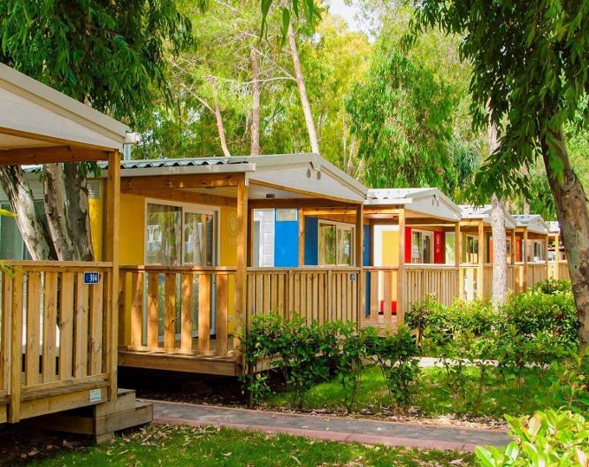 Centro Vacanze Isuledda - Camping Village - Außenansicht